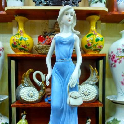 Tượng Cô Gái Phong Cách Châu Âu